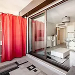 Juan-les-pins Moderne Studio, Sea View * アンティーブ